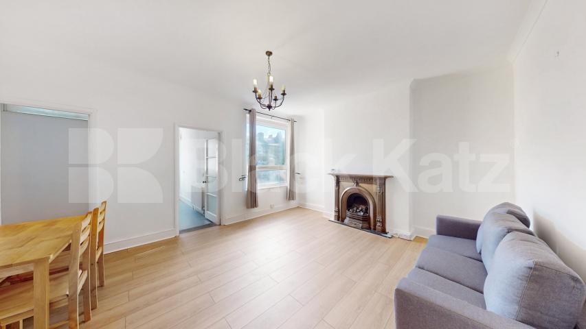 			2 Bedroom, 1 bath, 1 reception Flat			 Cathnor Road, Shepherds Bush